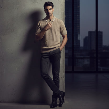 Jumper Polo - Biege with a white strip on collar